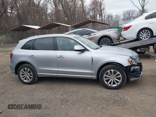 2016 Audi Q5 Premium Plus with VIN WA1L2AFP2GA090770, listed as a IAAI auction lot 41905423 with 252,304 mi miles. Bid and sale history available at carsss.com. Image 13.