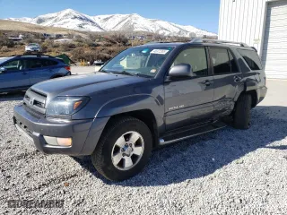 2004 Toyota 4Runner Limited with VIN JTEBT17R940039861, listed as a Copart auction lot 46972365 with 232,865 mi miles and Salvage Title. Bid and sale history available at carsss.com. Image 1.