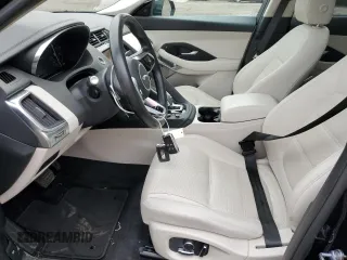 2021 Jaguar E-Pace SE z VIN SADFP2FX1M1019411, wystawiony jako Copart lot #44677764 z przebiegiem 32 979 mil mil oraz . Historia ofert i sprzedaży dostępna na DreamBid. Obrazek 7.