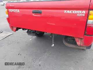 2003 Toyota Tacoma z VIN 5TEVL52N83Z196390, wystawiony jako IAAI lot #41828349 z przebiegiem 86 813 mil mil oraz . Historia ofert i sprzedaży dostępna na DreamBid. Obrazek 6.