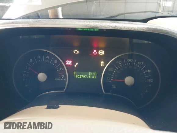 2006 Ford Explorer XLT with VIN 1FMEU73E06UB06021, listed as a IAAI auction lot 41910253 with 202,797 mi miles. Bid and sale history available at carsss.com. Image 7.