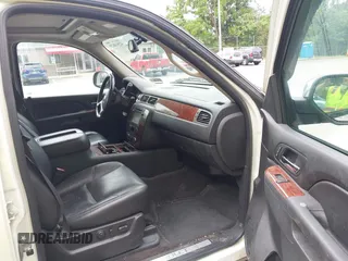 2012 Chevrolet Avalanche LTZ with VIN 3GNTKGE76CG218103, listed as a IAAI auction lot 42514029 with 167,593 mi miles and . Bid and sale history available at DreamBid. Image 5.