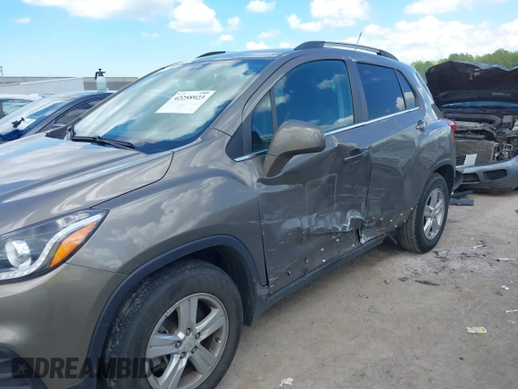 2020 Chevrolet Trax LT z VIN KL7CJLSB1LB336157, wystawiony jako IAAI lot #42258923 z przebiegiem 50 868 mil mil oraz . Historia ofert i sprzedaży dostępna na DreamBid. Obrazek 6.
