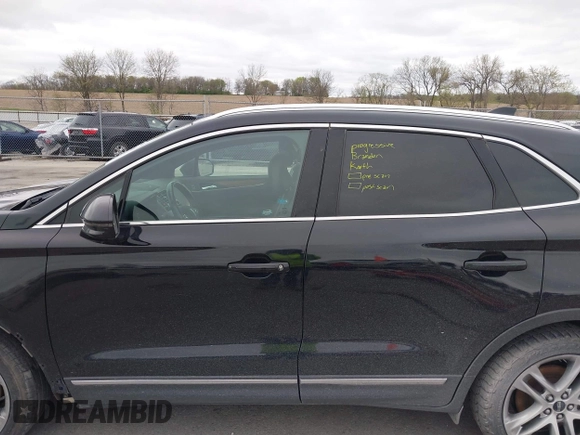 2017 Lincoln MKC Reserve with VIN 5LMTJ3DH9HUL14173, listed as a IAAI auction lot 42126106 with 140,000 mi miles and . Bid and sale history available at DreamBid. Image 15.