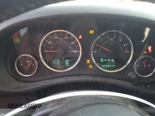 2016 Jeep Wrangler Unlimited 75th Anniversary with VIN 1C4BJWEGXGL304931, listed as a Copart auction lot 50944745 with 124,941 mi miles and Salvage Title. Bid and sale history available at carsss.com. Image 9.