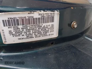 1998 Toyota Camry LE z VIN 4T1BG22K0WU372241, wystawiony jako IAAI lot #42215308 z przebiegiem 136 942 mil mil oraz . Historia ofert i sprzedaży dostępna na DreamBid. Obrazek 9.