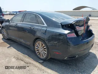 2013 Lincoln MKZ z VIN 3LN6L2G95DR822487, wystawiony jako IAAI lot #42347635 z przebiegiem 81 596 mil mil oraz . Historia ofert i sprzedaży dostępna na DreamBid. Obrazek 3.