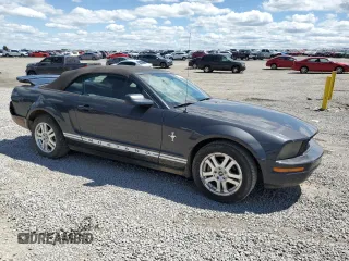2007 Ford Mustang Deluxe z VIN 1ZVHT84N775320604, wystawiony jako Copart lot #55970295 z przebiegiem 164 642 mil mil oraz Szkoda całkowita • Salvage title. Historia ofert i sprzedaży dostępna na DreamBid. Obrazek 4.