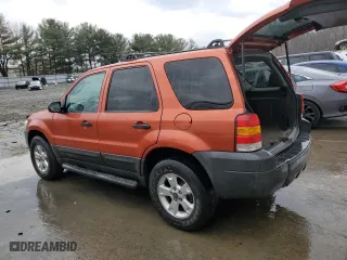 2007 Ford Escape XLT with VIN 1FMCU93137KA28475, listed as a Copart auction lot 47071585 with 192,128 mi miles and Salvage Title. Bid and sale history available at carsss.com. Image 2.