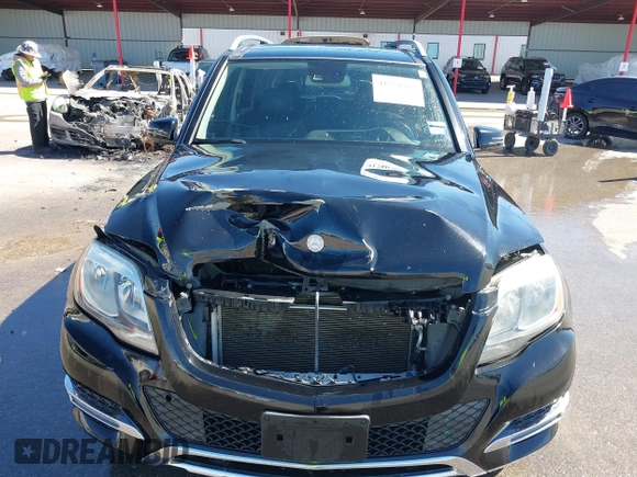 2015 Mercedes-Benz GLK 350 with VIN WDCGG5HB3FG433142, listed as a IAAI auction lot 41750389 with 97,189 mi miles and . Bid and sale history available at DreamBid. Image 13.
