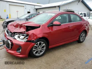 2018 Chevrolet Sonic LT z VIN 1G1JD5SH6J4104665, wystawiony jako Copart lot #55345805 z przebiegiem 45 607 mil mil oraz Szkoda całkowita • Salvage title. Historia ofert i sprzedaży dostępna na DreamBid. Obrazek 1.