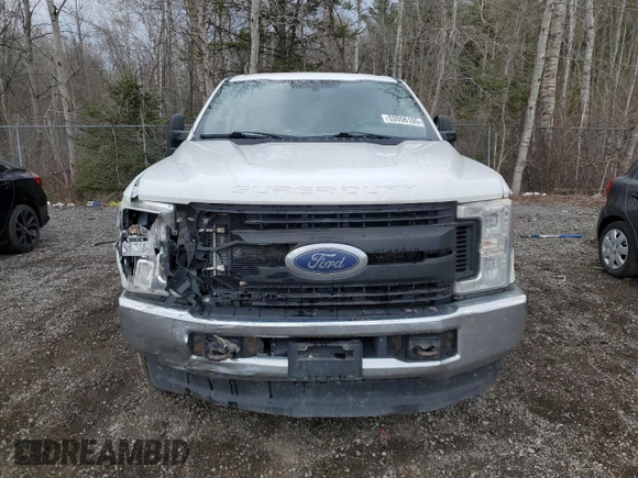 2017 Ford F-350 Platinum with VIN 1FT8W3BT4HEE75790, listed as a Copart auction lot 53556105 with 546,574 mi miles and Salvage title. Bid and sale history available at DreamBid. Image 5.