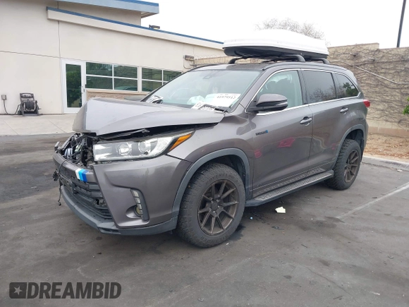 2018 Toyota Highlander Hybrid XLE с VIN 5TDJGRFH4JS044843, выставлен на аукционе IAAI как лот 41979512 с пробегом 84 844 миль миль и . История ставок и продаж доступна на DreamBid. Изображение 18.
