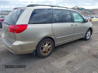 2006 Toyota Sienna XLE with VIN 5TDZA22C76S393704, listed as a IAAI auction lot 42062448 with 170,735 mi miles. Bid and sale history available at carsss.com. Image 4.