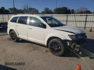 2017 Dodge Journey SXT with VIN 3C4PDCBB1HT569229, listed as a Copart auction lot 46286195 with 112,572 mi miles and Salvage Title. Bid and sale history available at DreamBid. Image 4.