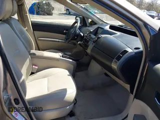 2004 Toyota Prius z VIN JTDKB20U140070419, wystawiony jako IAAI lot #41985652 z przebiegiem 227 401 mil mil oraz . Historia ofert i sprzedaży dostępna na DreamBid. Obrazek 5.