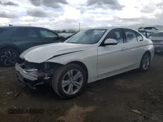 2018 BMW 3 Series 330i with VIN WBA8B9C51JEE82314, listed as a Copart auction lot 51066985 with 32,519 mi miles and Salvage title. Bid and sale history available at DreamBid. Image 1.