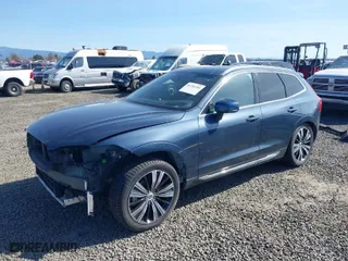 2022 Volvo XC60 Inscription with VIN YV4L12RL2N1026973, listed as a IAAI auction lot 41756354 with 43,535 mi miles. Bid and sale history available at carsss.com. Image 2.