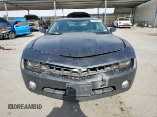 2013 Chevrolet Camaro LT with VIN 2G1FC1E31D9108870, listed as a Copart auction lot 61084435 with 142,670 mi miles and Salvage title. Bid and sale history available at DreamBid. Image 5.