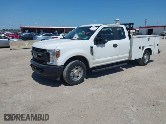 2019 Ford F-250 XL with VIN 1FD7X2A68KEE68410, listed as a IAAI auction lot 42483463 with 100,636 mi miles and . Bid and sale history available at DreamBid. Image 17.