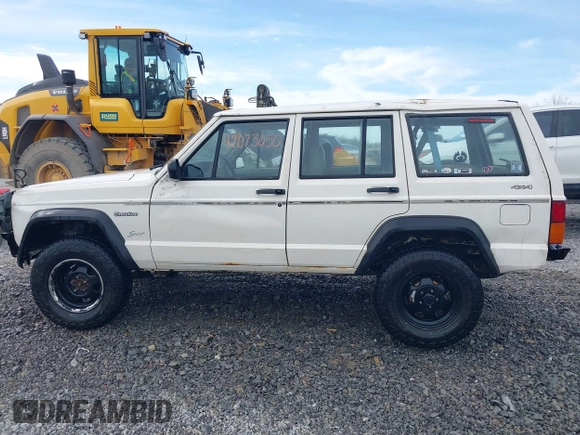 1996 Jeep Cherokee SE with VIN 1J4FJ28S3TL241251, listed as a IAAI auction lot 42073050 with 156,523 mi miles and . Bid and sale history available at DreamBid. Image 14.
