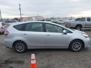 2015 Toyota Prius Two with VIN JTDZN3EU8FJ025687, listed as a IAAI auction lot 41813893 with 81,264 mi miles and . Bid and sale history available at DreamBid. Image 13.