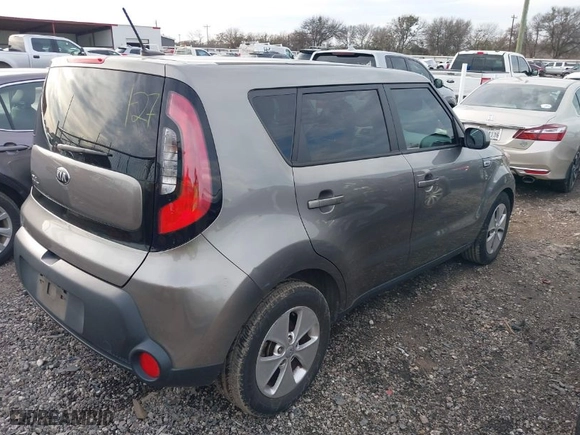 2016 Kia Soul with VIN KNDJN2A25G7290884, listed as a IAAI auction lot 41478121 with NaN miles. Bid and sale history available at carsss.com. Image 4.