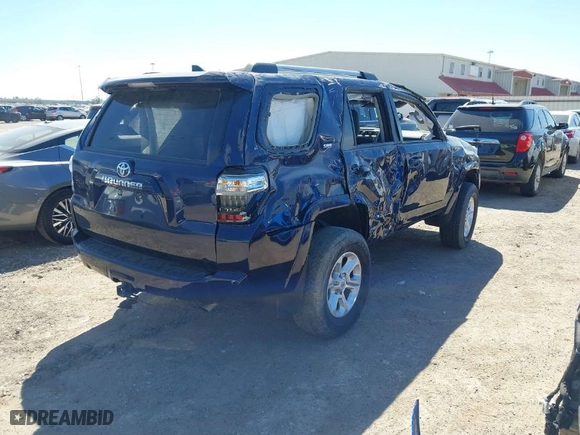 2020 Toyota 4Runner SR5 with VIN JTEBU5JR0L5830326, listed as a IAAI auction lot 41814118 with 71,270 mi miles. Bid and sale history available at carsss.com. Image 4.