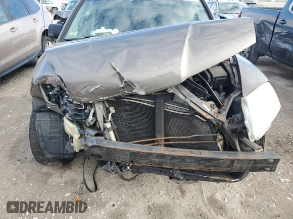 2004 Mitsubishi Endeavor LS with VIN 4A4MM21S94E109950, listed as a Copart auction lot 81458564 with 234,441 mi miles and Salvage Title. Bid and sale history available at carsss.com. Image 12.