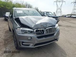 2018 BMW X5 xDrive35i with VIN 5UXKR0C51J0X95114, listed as a IAAI auction lot 42037253 with 80,095 mi miles. Bid and sale history available at carsss.com. Image 6.