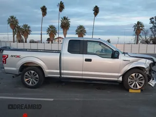 2018 Ford F-150 XL z VIN 1FTEX1CP3JKF05388, wystawiony jako IAAI lot #41287281 z przebiegiem 80 124 mil mil oraz . Historia ofert i sprzedaży dostępna na DreamBid. Obrazek 13.