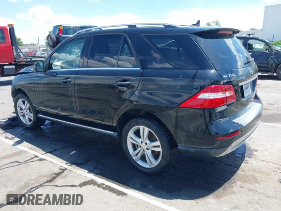 2013 Mercedes-Benz M 350 with VIN 4JGDA5JBXDA110173, listed as a IAAI auction lot 42166176 with 232,012 mi miles and . Bid and sale history available at DreamBid. Image 3.