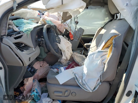 2017 Toyota Sienna LE Auto Access Seat with VIN 5TDKZ3DC1HS892966, listed as a Copart auction lot 67162303 with 0 mi miles and Salvage Title. Bid and sale history available at carsss.com. Image 7.