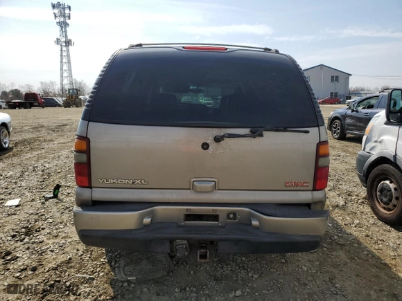 2003 GMC Yukon XL Denali with VIN 1GKFK66U93J266220, listed as a Copart auction lot 50806205 with 212,033 mi miles and Salvage Title. Bid and sale history available at carsss.com. Image 6.