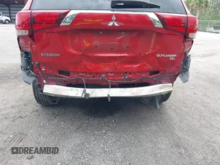 2019 Mitsubishi Outlander SE with VIN JA4AD3A32KZ050801, listed as a IAAI auction lot 42010844 with 72,710 mi miles and . Bid and sale history available at DreamBid. Image 6.