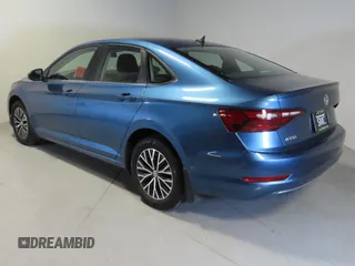 2021 Volkswagen Jetta S z VIN 3VWC57BU9MM003499, wystawiony jako Copart lot #42794495 z przebiegiem 67 639 mil mil oraz Czysty tytuł • Clean title. Historia ofert i sprzedaży dostępna na DreamBid. Obrazek 4.