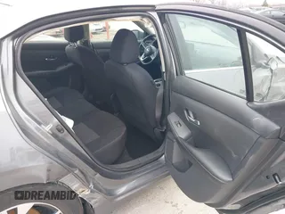2020 Nissan Sentra SV z VIN 3N1AB8CV4LY267773, wystawiony jako IAAI lot #41969540 z przebiegiem 93 539 mil mil oraz . Historia ofert i sprzedaży dostępna na DreamBid. Obrazek 8.