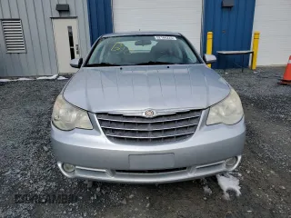 2007 Chrysler Sebring Touring with VIN 1C3LC56R27N504154, listed as a Copart auction lot 52166225 with 299,696 mi miles and Clean Title. Bid and sale history available at DreamBid. Image 5.