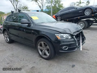 2011 Audi Q5 3.2L Premium Plus with VIN WA1DKAFP1BA003633, listed as a IAAI auction lot 41739284 with 76,297 mi miles. Bid and sale history available at carsss.com. Image 1.