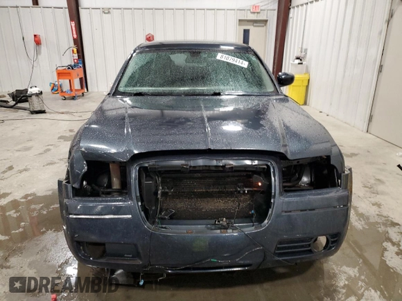 2007 Chrysler 300 Signature with VIN 2C3KA53G47H777304, listed as a Copart auction lot 81079414 with 219,884 mi miles and Salvage Title. Bid and sale history available at carsss.com. Image 5.