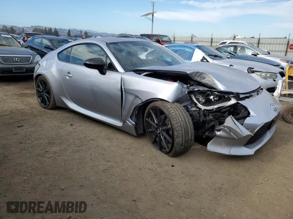2022 Toyota GR86 Premium with VIN JF1ZNBE19N9750723, listed as a Copart auction lot 83248234 with 21,607 mi miles and Salvage Title. Bid and sale history available at carsss.com. Image 4.