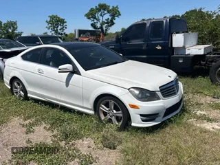 2014 Mercedes-Benz C-Class C 250 with VIN WDDGJ4HB1EG286714, listed as a Copart auction lot 53719195 with 98,092 mi miles and Clean Title. Bid and sale history available at carsss.com. Image 1.