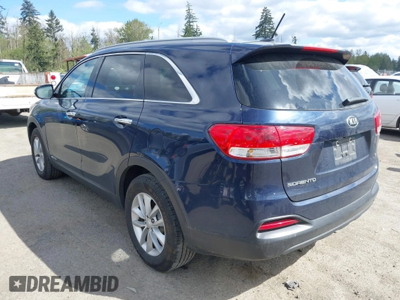 2017 Kia Sorento LX with VIN 5XYPGDA51HG335348, listed as a IAAI auction lot 42085131 with 191,601 mi miles and . Bid and sale history available at carsss.com. Image 3.