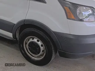 2018 Ford Transit с VIN 1FTYE1YM0JKB52111, выставлен на аукционе IAAI как лот 42832831 с пробегом 132 936 миль миль и . История ставок и продаж доступна на DreamBid. Изображение 16.