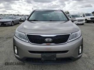 2015 Kia Sorento EX with VIN 5XYKU4A73FG659239, listed as a Copart auction lot 48253725 with 118,169 mi miles and Clean Title. Bid and sale history available at carsss.com. Image 5.