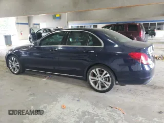 2015 Mercedes-Benz C 300 with VIN 55SWF4JB4FU051543, listed as a Copart auction lot 55327735 with 183,506 mi miles and Clean Title. Bid and sale history available at DreamBid. Image 2.