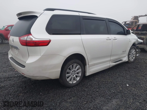 2016 Toyota Sienna XLE z VIN 5TDYK3DC6GS706142, wystawiony jako IAAI lot #41037224 z przebiegiem 162 364 mil mil oraz . Historia ofert i sprzedaży dostępna na DreamBid. Obrazek 4.
