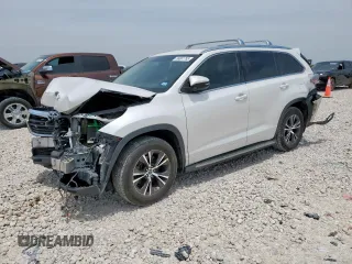 2016 Toyota Highlander XLE with VIN 5TDKKRFH6GS136693, listed as a Copart auction lot 56861785 with 123,015 mi miles and Salvage title. Bid and sale history available at DreamBid. Image 1.