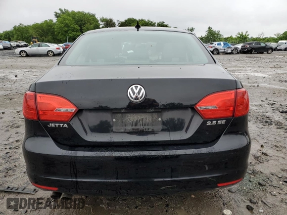 2013 Volkswagen Jetta SE with VIN 3VWDP7AJ4DM425976, listed as a Copart auction lot 58095525 with 77,395 mi miles and Salvage title. Bid and sale history available at DreamBid. Image 6.