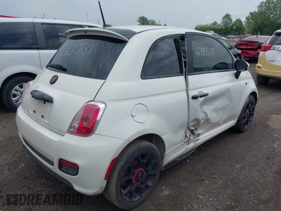 2013 FIAT 500 Sport z VIN 3C3CFFBR8DT666031, wystawiony jako IAAI lot #42189505 z przebiegiem 82 333 mil mil oraz . Historia ofert i sprzedaży dostępna na DreamBid. Obrazek 4.